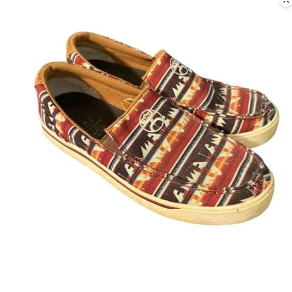 Mens Slip-On Shoes With Aztec Print Canvas & Suede Accents Size 10